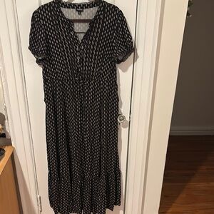 Used Torrid Maxi Elegant Black Patterned Dress